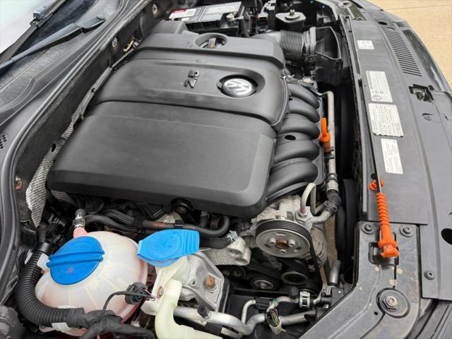 2012 Volkswagen Passat 2.5L SE