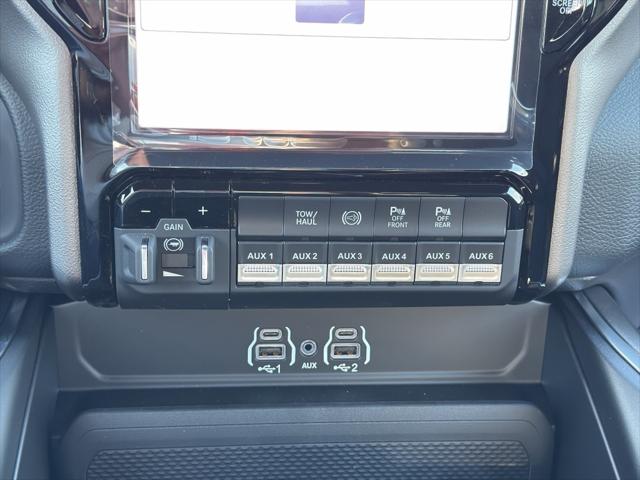 2026 Ram 3500 Big Horn Crew Cab 4x4 8' Box