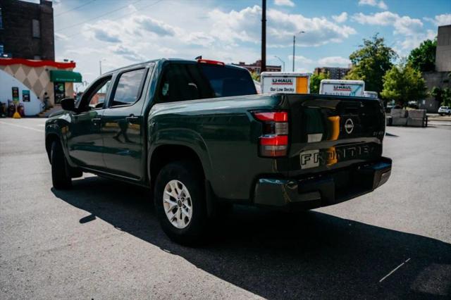 2024 Nissan Frontier Crew Cab SV 4x4