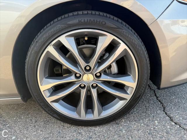 2022 Chevrolet Malibu FWD LT