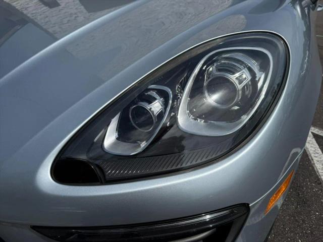 2015 Porsche Macan S
