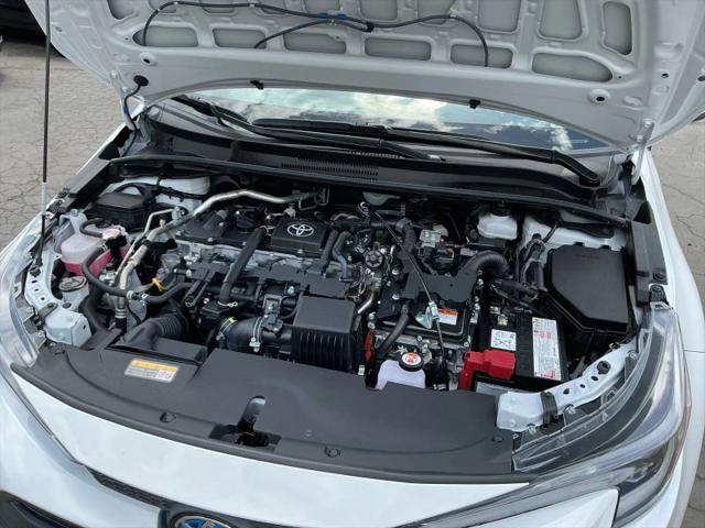 2025 Toyota Corolla Hybrid LE