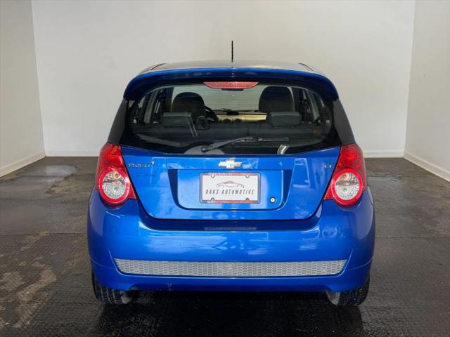 2011 Chevrolet Aveo 1LT