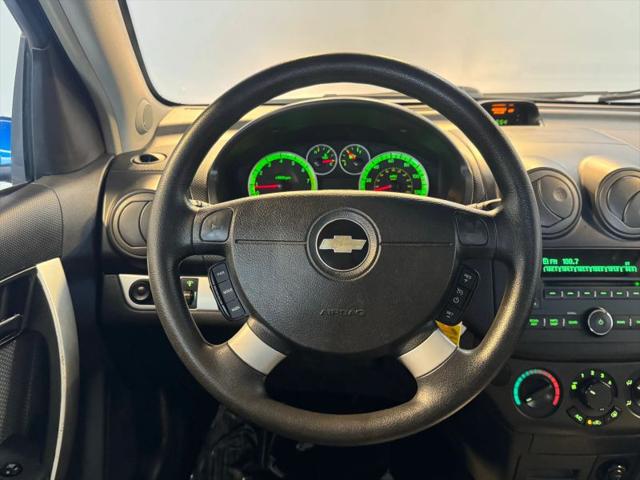2011 Chevrolet Aveo 1LT