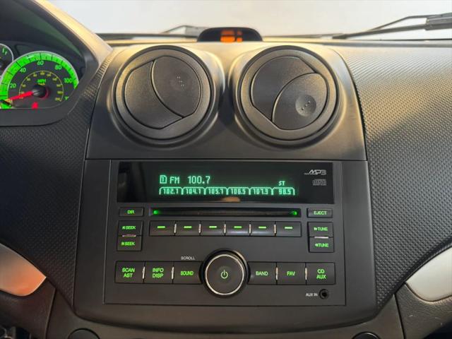 2011 Chevrolet Aveo 1LT