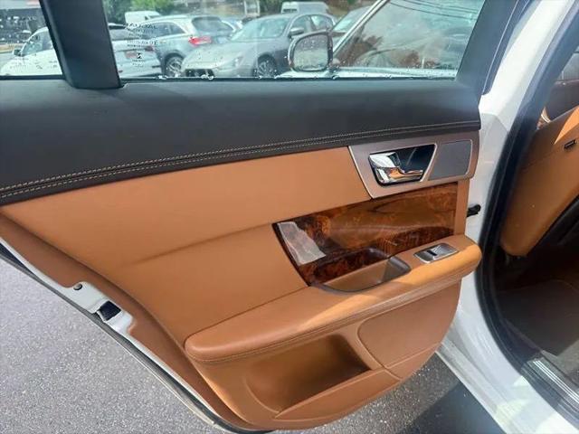 2014 Jaguar XF V6 SC