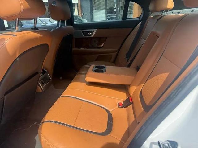 2014 Jaguar XF V6 SC