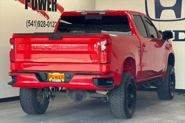 2020 Chevrolet Silverado 1500 4WD Crew Cab Short Bed RST