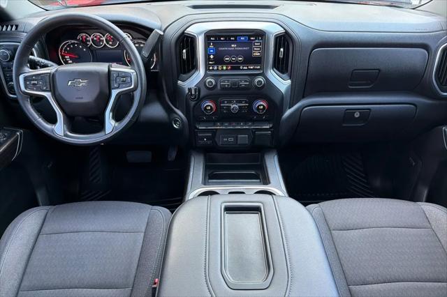 2020 Chevrolet Silverado 1500 4WD Crew Cab Short Bed RST
