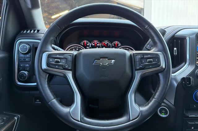 2020 Chevrolet Silverado 1500 4WD Crew Cab Short Bed RST