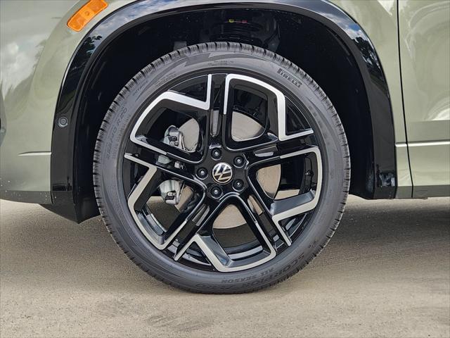 2026 Volkswagen Tiguan SEL R-Line Turbo