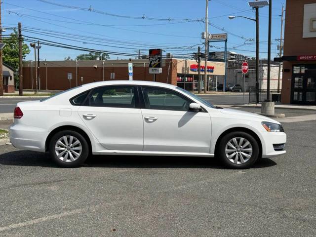 2012 Volkswagen Passat 2.5L S