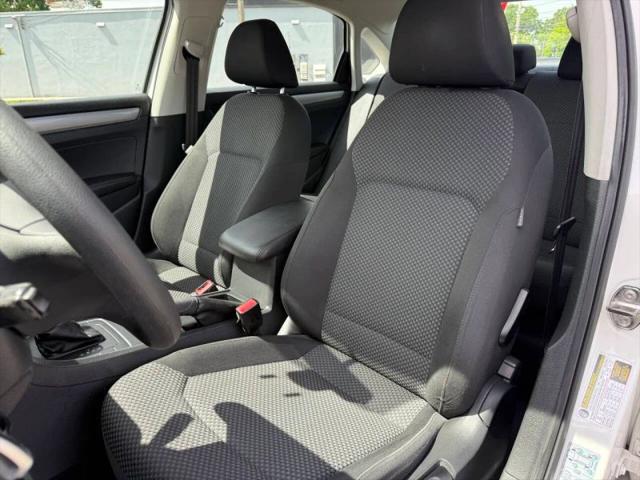 2012 Volkswagen Passat 2.5L S