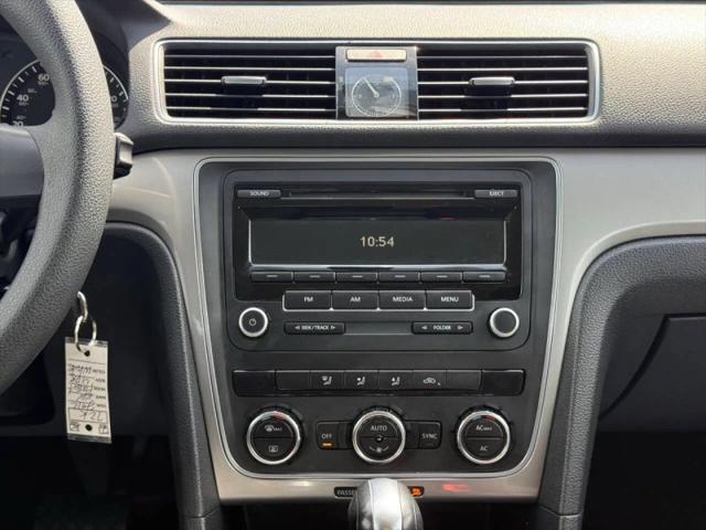 2012 Volkswagen Passat 2.5L S