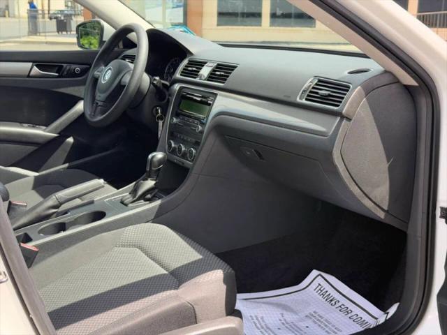 2012 Volkswagen Passat 2.5L S