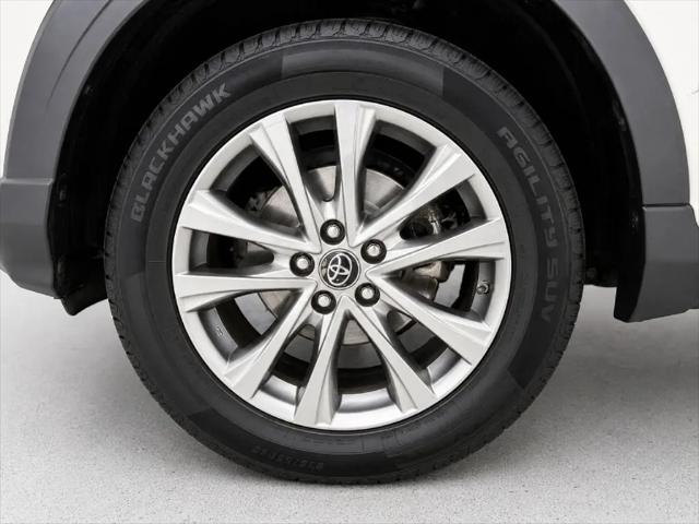 2017 Toyota RAV4 Hybrid Limited