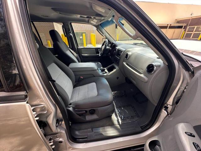 2006 Ford Expedition XLT Sport
