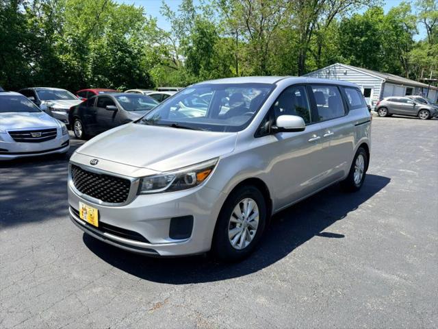 2015 Kia Sedona L for sale in Batavia, IL