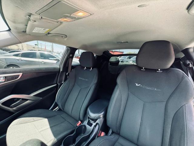 2016 Hyundai Veloster Base