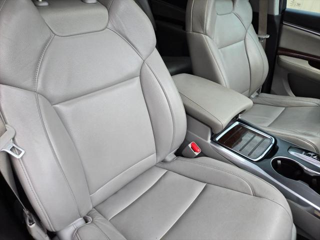 2017 Acura MDX w/Technology Package