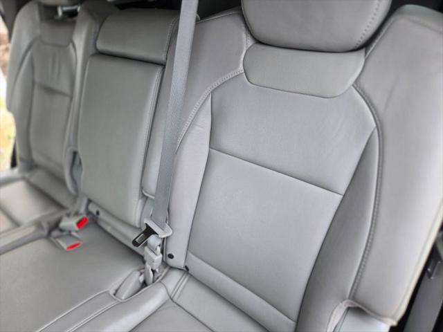 2017 Acura MDX w/Technology Package