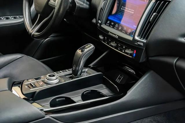 2020 Maserati Levante Standard