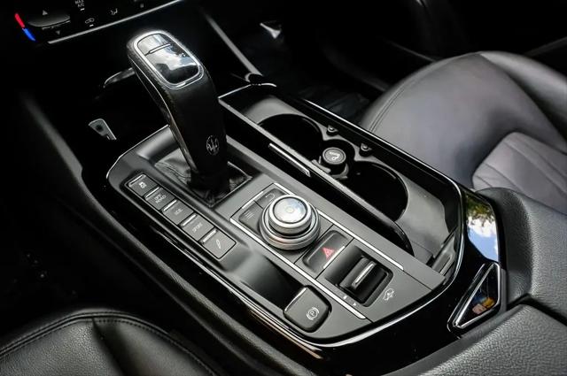 2020 Maserati Levante Standard