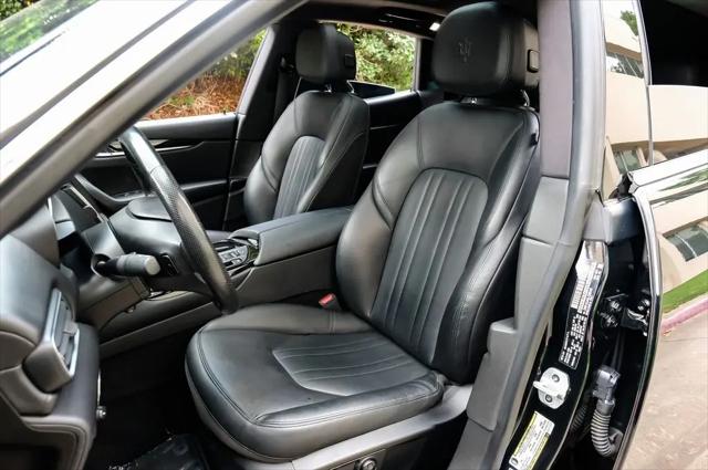 2020 Maserati Levante Standard