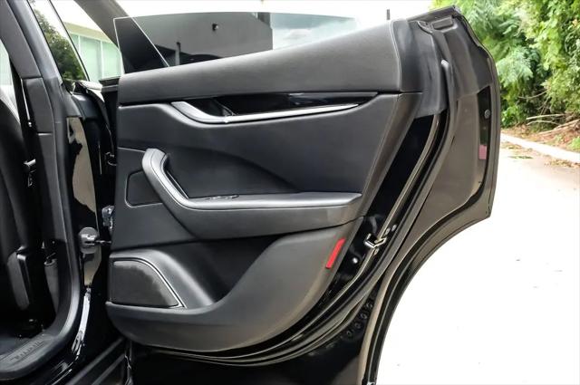 2020 Maserati Levante Standard