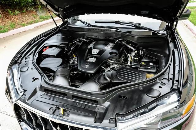 2020 Maserati Levante Standard