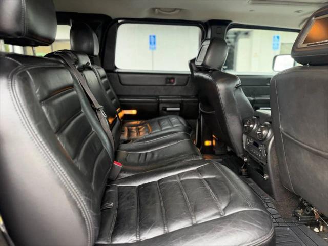 2005 HUMMER H2 Base