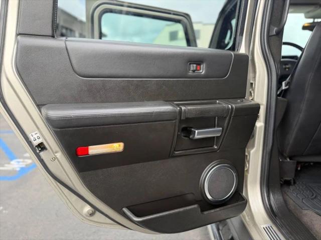 2005 HUMMER H2 Base