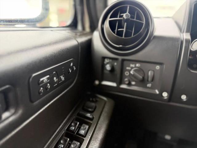 2005 HUMMER H2 Base