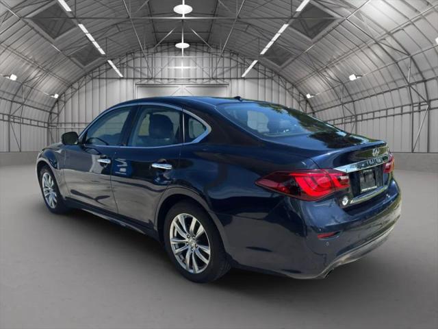 2015 INFINITI Q70 3.7