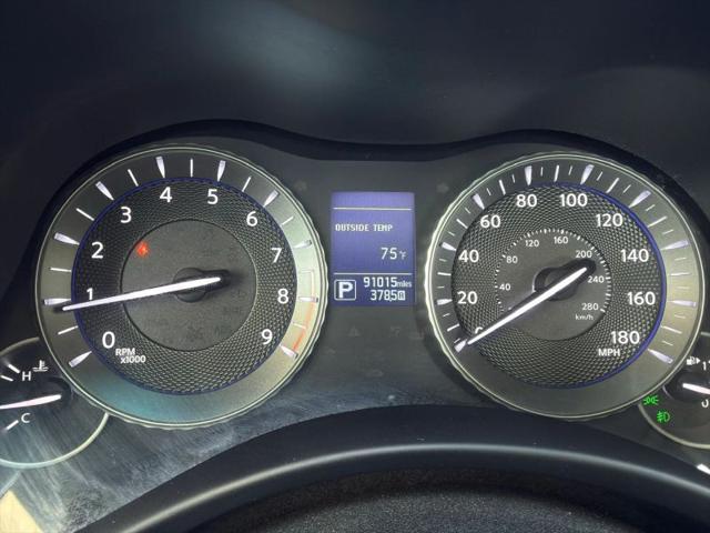 2015 INFINITI Q70 3.7