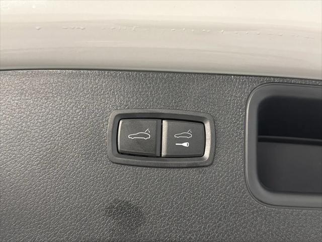 2024 Porsche Macan Macan