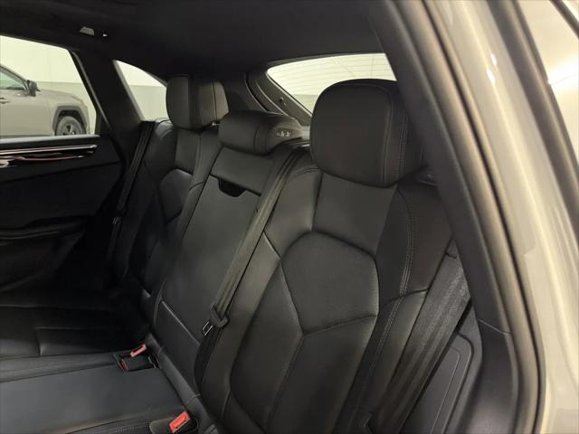 2024 Porsche Macan Macan