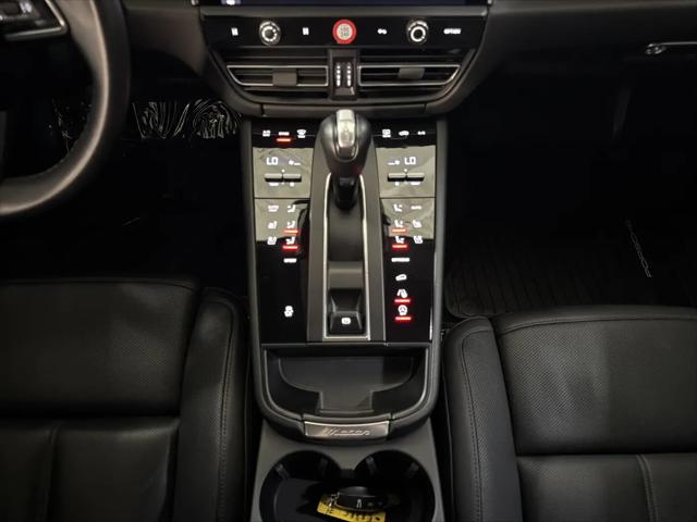 2024 Porsche Macan Macan