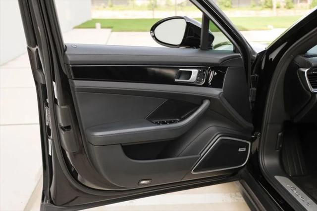 2021 Porsche Panamera Base