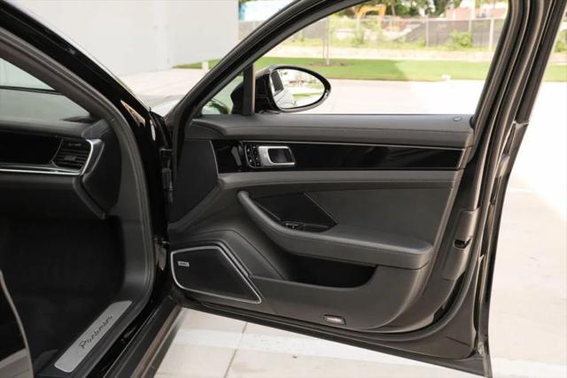 2021 Porsche Panamera Base