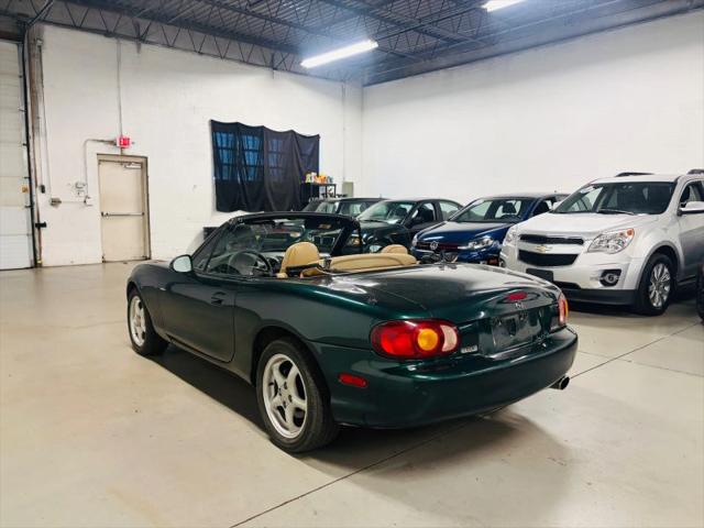 1999 Mazda MX-5 Base
