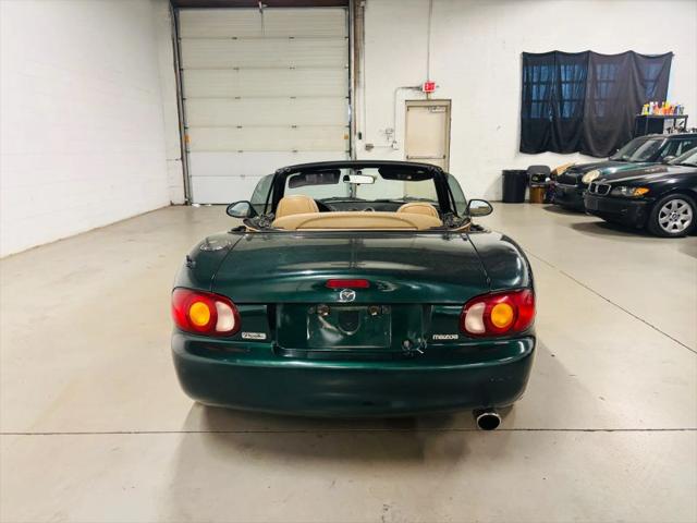 1999 Mazda MX-5 Base