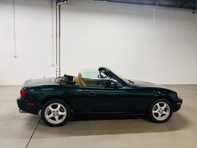 1999 Mazda MX-5 Base