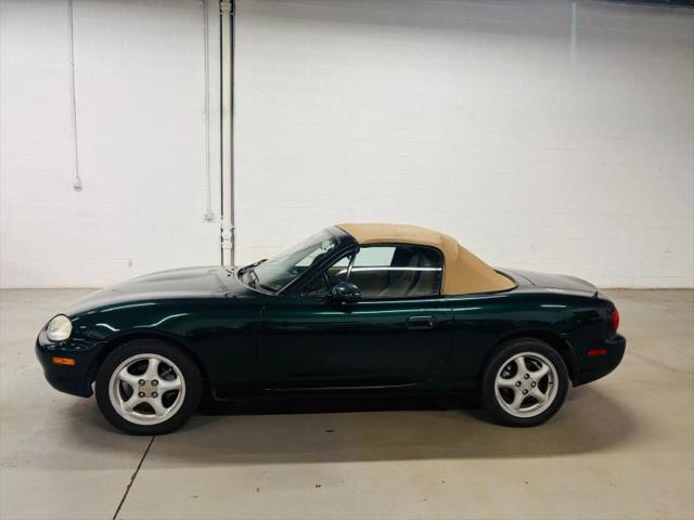1999 Mazda MX-5 Base