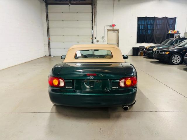 1999 Mazda MX-5 Base