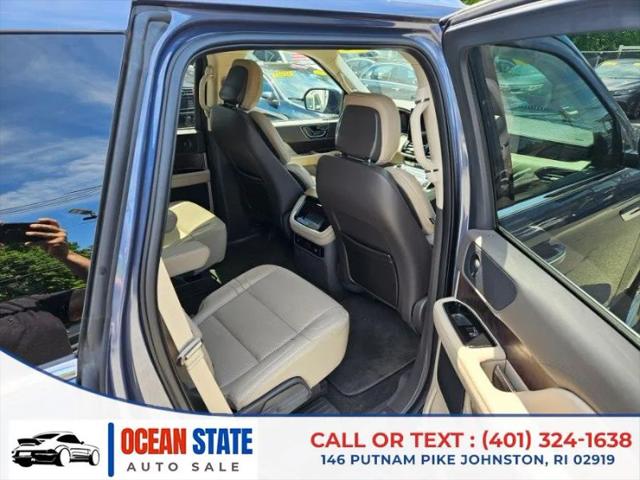 2022 Lincoln Navigator Standard