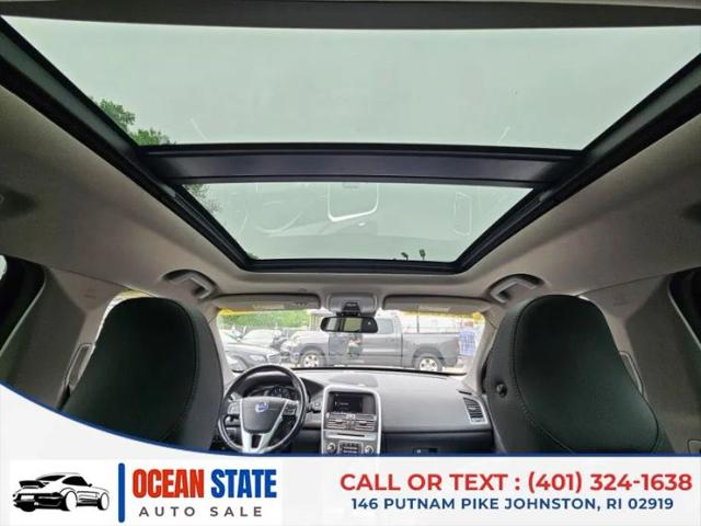 2015 Volvo XC60 T6 Platinum