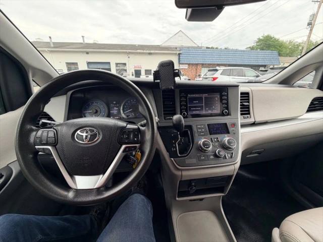 2020 Toyota Sienna L