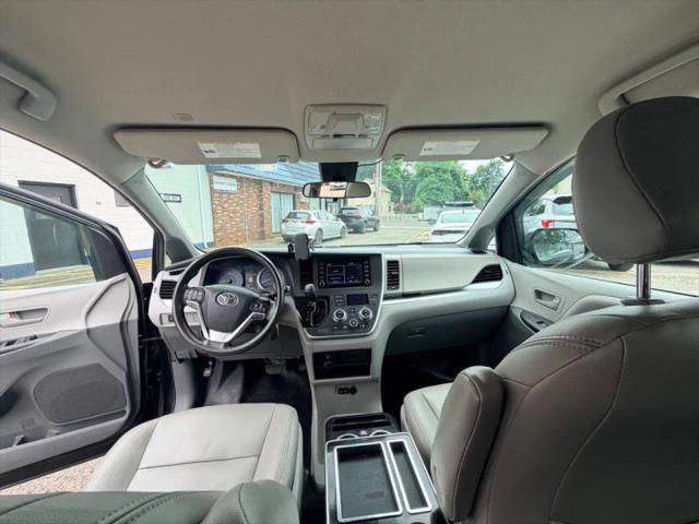 2020 Toyota Sienna L