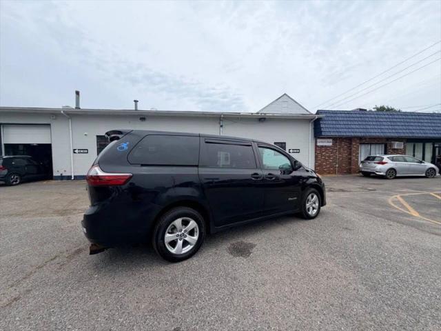 2020 Toyota Sienna L